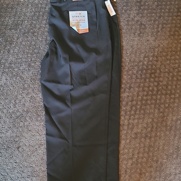 Van Heusen stretch  Mens Big & Tall Regular Fit premium non iron Flat Front Pant - Picture 10 of 10